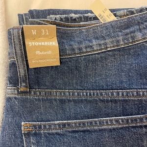 Brand new with tags MADEWELL Stovepipe jeans with magic pockets. Medium wash.